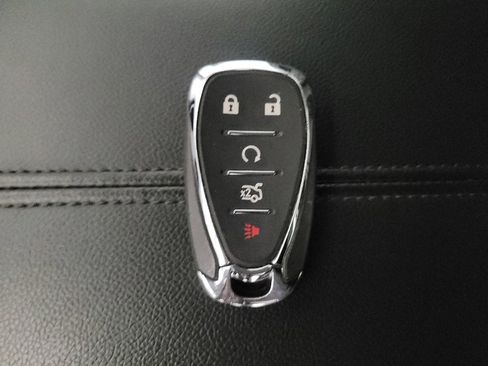 Used 2024 Chevrolet Malibu LT image 32