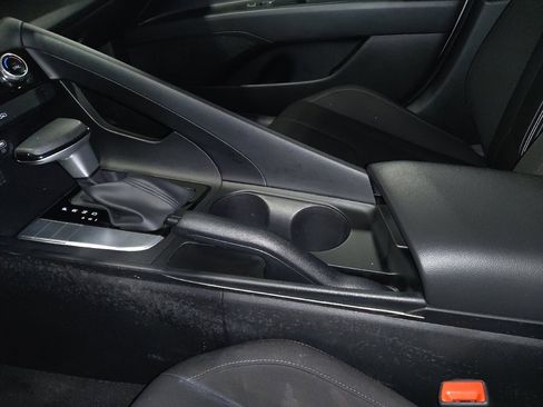 Used 2023 Hyundai Elantra SEL FWD image 26