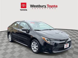Certified 2023 Toyota Corolla LE image 1