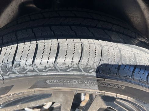 Used 2023 Kia Telluride EX X-Line image 42