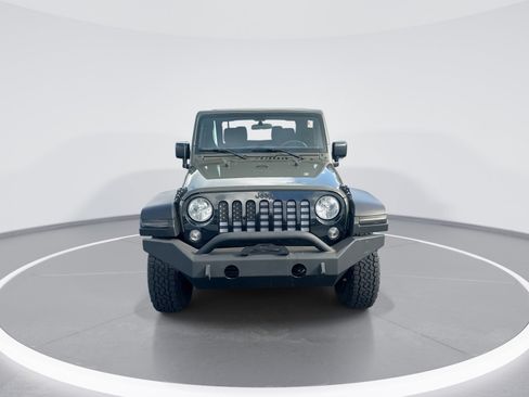 Used 2016 Jeep Wrangler Sport AWD/4WD image 3