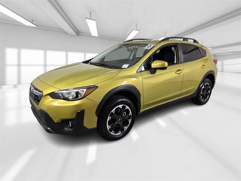Certified 2023 Subaru Crosstrek 2.0i Premium image 2