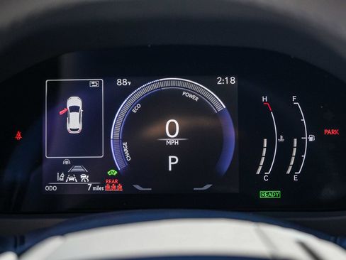 New 2026 Lexus UX 300h FWD image 22