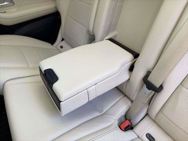 Used 2021 Mercedes-Benz GLS 450 4MATIC image 20