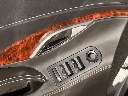 Used 2013 Buick LaCrosse Touring image 20