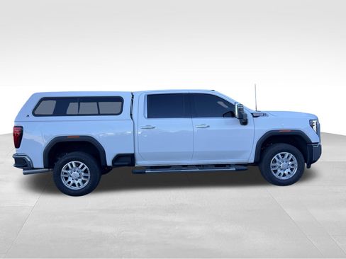 Used 2024 GMC Sierra 2500 SLT w/ SLT Premium Package AWD/4WD image 4