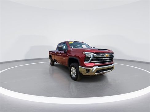 Used 2024 Chevrolet Silverado 3500 LTZ w/ LTZ Premium Package image 2
