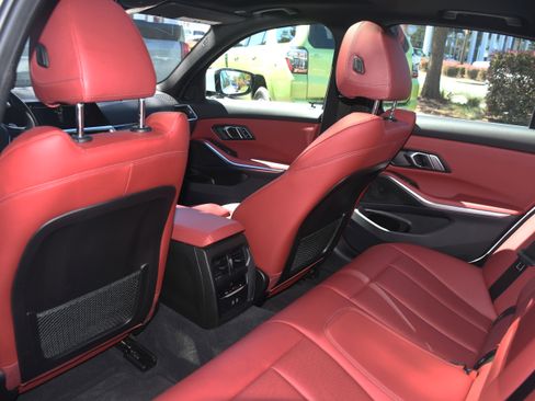 Used 2022 BMW 330i xDrive Sedan w/ Convenience Package image 16