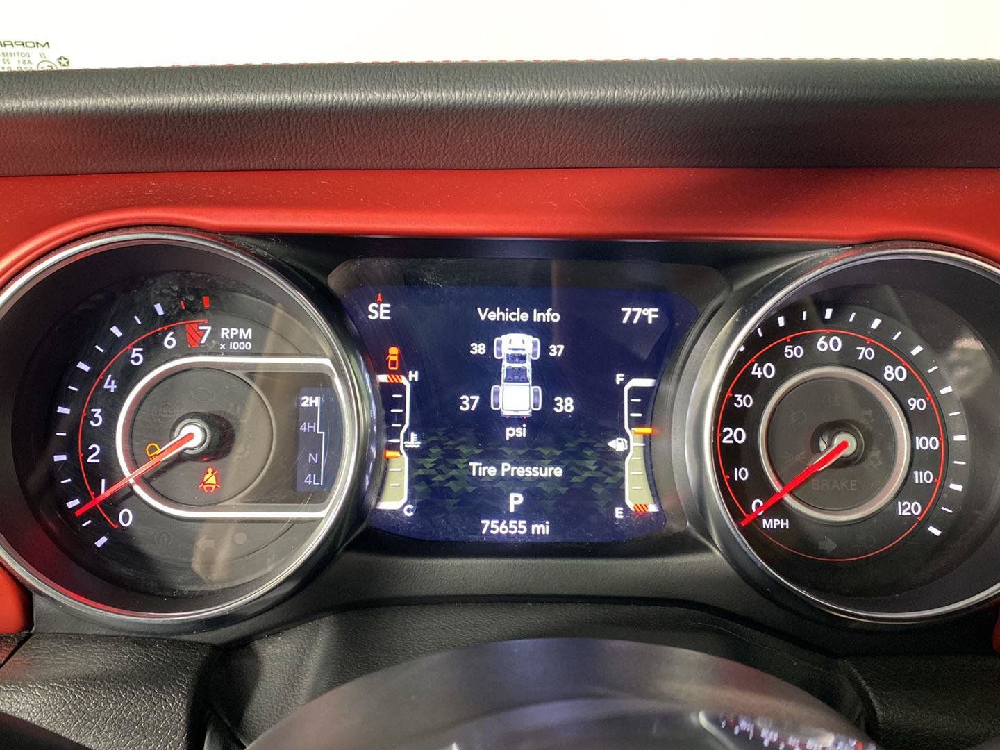 Used 2022 Jeep Gladiator Rubicon AWD/4WD image 15