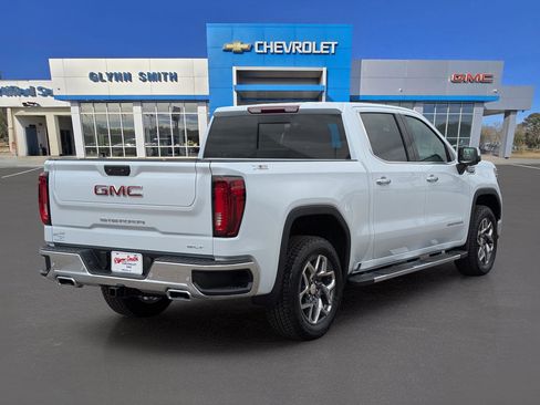 New 2026 GMC Sierra 1500 SLT w/ SLT Premium Plus Package image 8