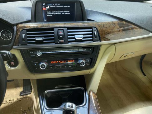 Used 2015 BMW 328i xDrive Sedan AWD/4WD image 16