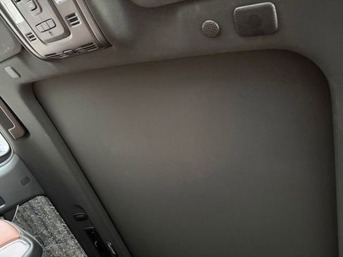 Certified 2023 GMC Yukon Denali Ultimate image 20