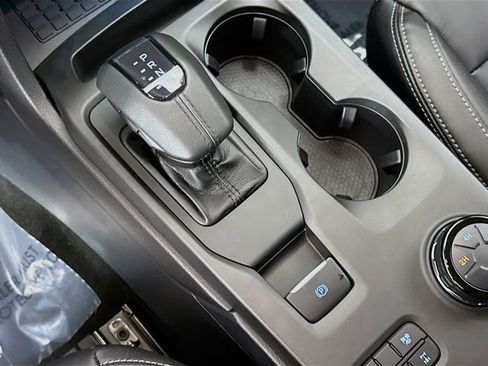 Used 2024 Ford Ranger Lariat w/ Trailer Tow Package image 17