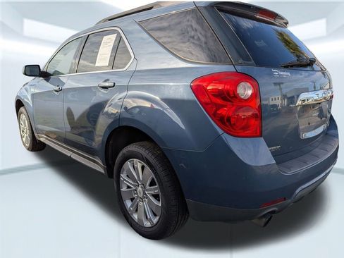 Used 2011 Chevrolet Equinox LT image 2