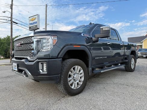 Used 2022 GMC Sierra 2500 Denali AWD/4WD image 2