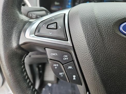 Used 2022 Ford Edge SEL image 14