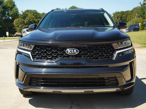 Used 2021 Kia Sorento S FWD image 16