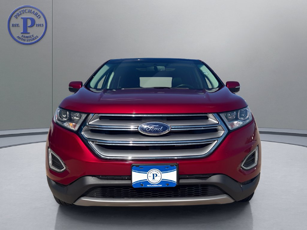Used 2018 Ford Edge Titanium w/ Equipment Group 301A AWD/4WD image 2