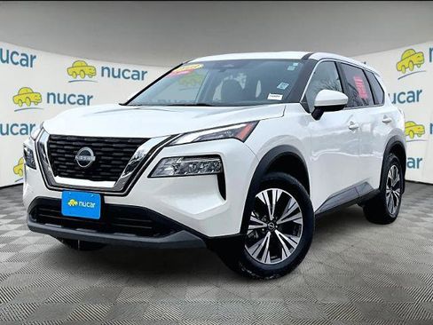 Certified 2023 Nissan Rogue SV image 3