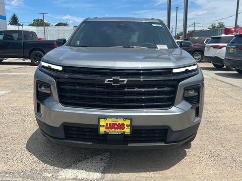 New 2026 Chevrolet Traverse LT w/ Midnight/Sport Edition AWD/4WD image 3