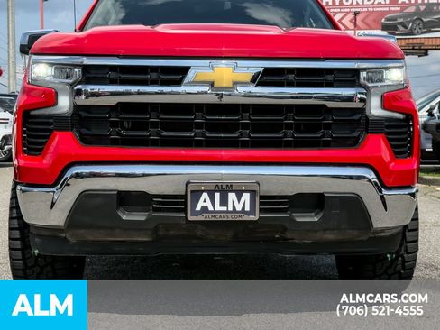 Used 2025 Chevrolet Silverado 1500 LT RWD image 8