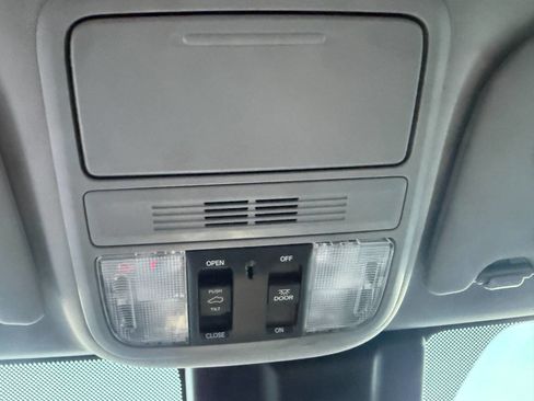 Used 2020 Honda Odyssey EX-L image 29