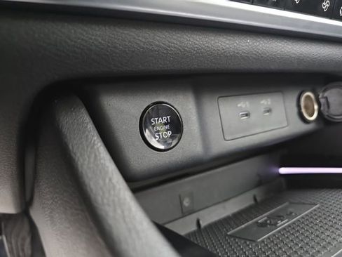 Used 2024 Nissan Rogue SL w/ SL Premium Package image 37