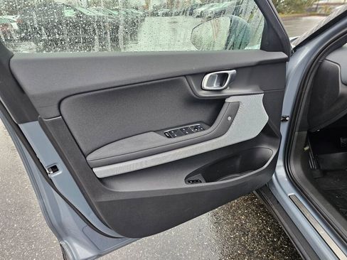 Used 2021 Polestar Polestar 2 image 23