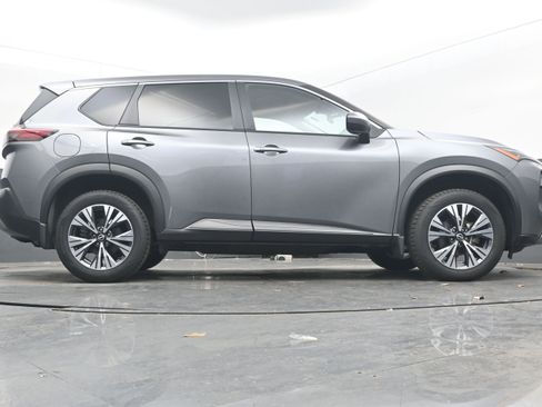 Certified 2023 Nissan Rogue SV image 28