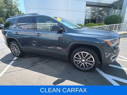 Used 2019 GMC Acadia SLT w/ LPO, Floor Liner Package