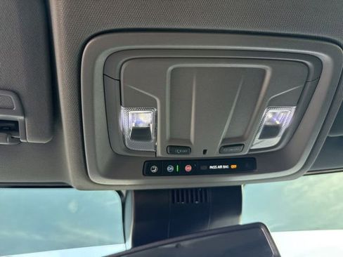 Used 2024 Chevrolet Silverado 2500 LTZ image 23