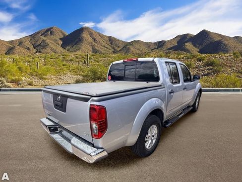 Used 2019 Nissan Frontier SV RWD image 4