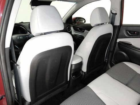 Used 2023 Hyundai Kona SE w/ Cargo Package image 14