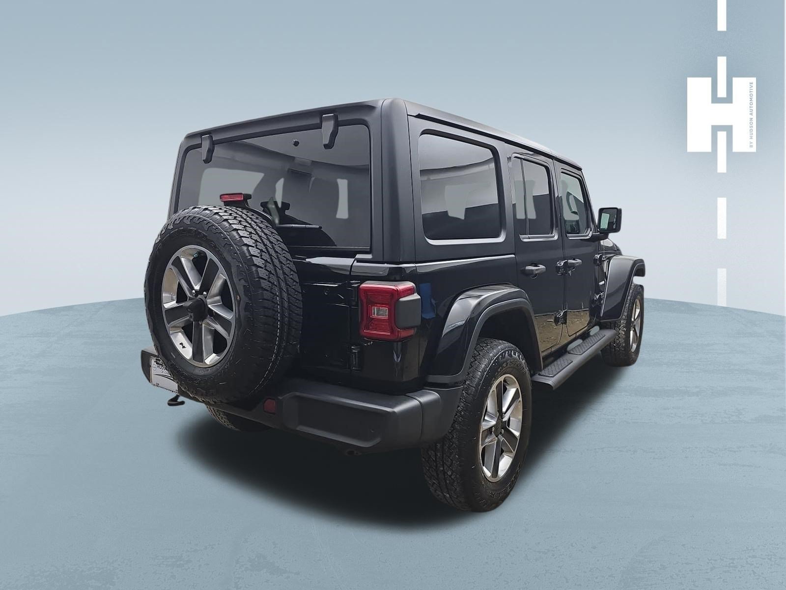 Used 2019 Jeep Wrangler Unlimited Sahara AWD/4WD image 4