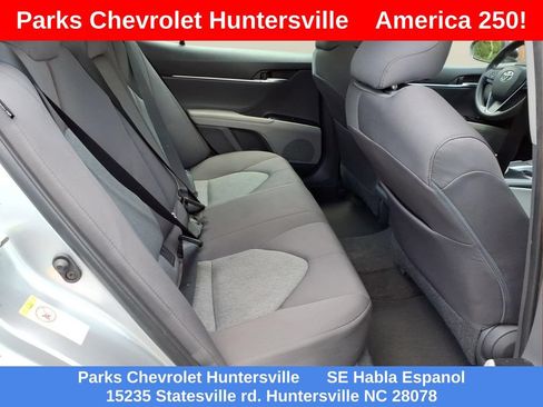 Used 2018 Toyota Camry LE FWD image 35