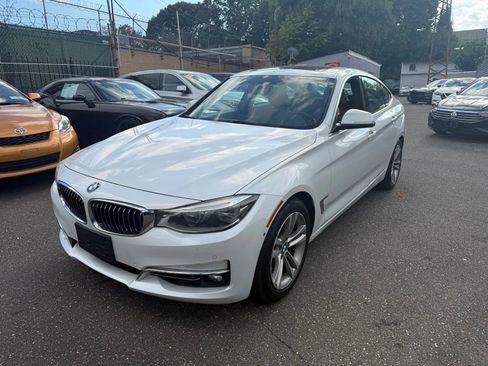 Used 2017 BMW 330i Gran Turismo xDrive image 1