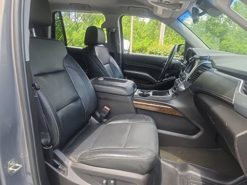 Used 2017 Chevrolet Tahoe LT AWD/4WD image 39