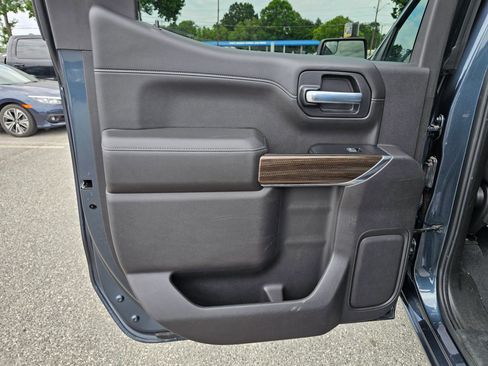 Used 2020 Chevrolet Silverado 1500 RST w/ RST Value Package RWD image 21