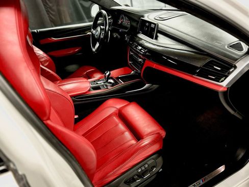 Used 2016 BMW X6 M image 21