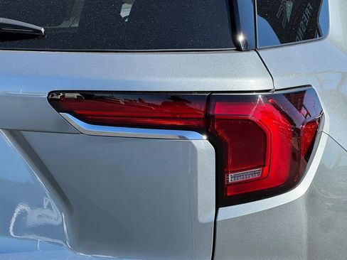 New 2026 GMC Terrain Elevation FWD image 23