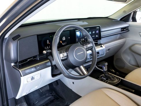 Used 2024 Hyundai Kona SEL image 17