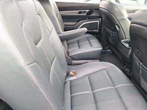 Used 2022 Kia Telluride EX w/ EX Premium Package image 32