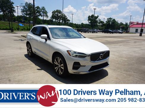 Used 2023 Volvo XC60 B5 Plus FWD image 1