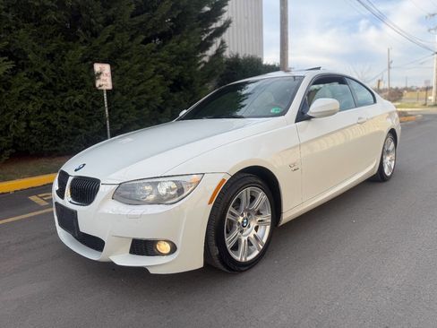 Used 2012 BMW 335i xDrive Coupe image 3