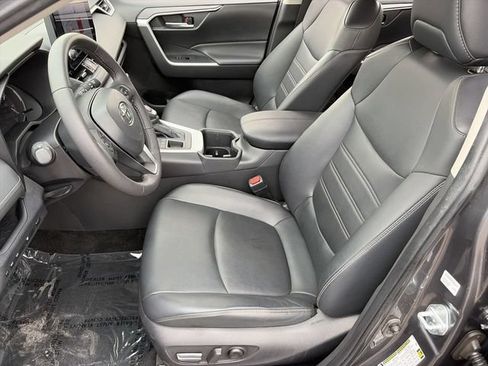 Used 2024 Toyota RAV4 XLE Premium w/ Weather Package AWD/4WD image 20