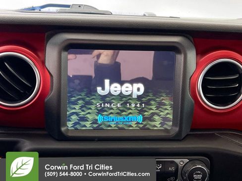 Used 2022 Jeep Wrangler Rubicon w/ LED Lighting Group image 20