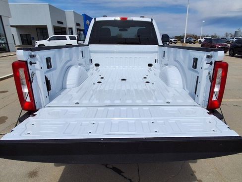 Used 2023 Ford F350 XLT image 10