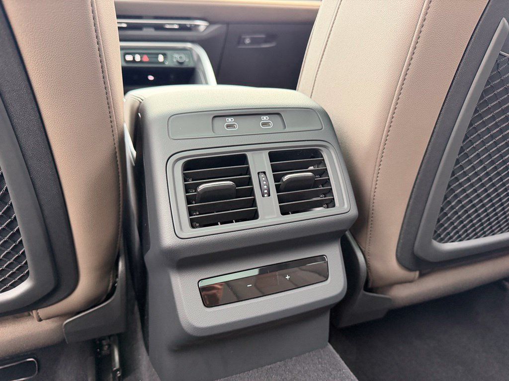 New 2026 Audi Q5 Premium Plus AWD/4WD image 33