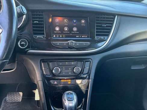 Used 2022 Buick Encore Preferred image 30