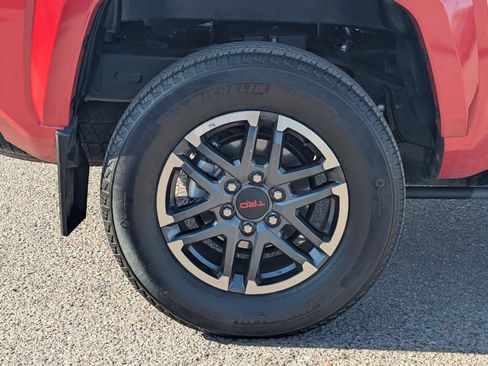 Used 2024 Toyota Tacoma TRD Sport image 10